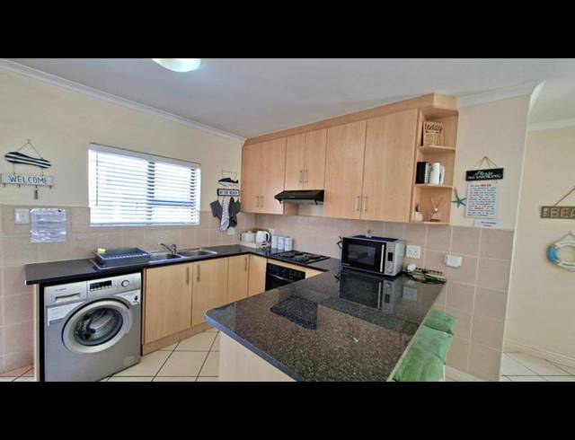 2 BEDROOM APARTMENT FOR SALE IN HARTENBOS